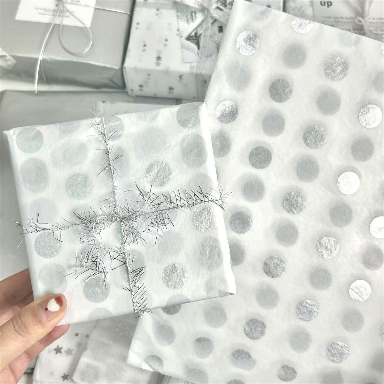 Snow Pear Paper Flower Gift Wr - Flower Wrap Kraft recension och pris